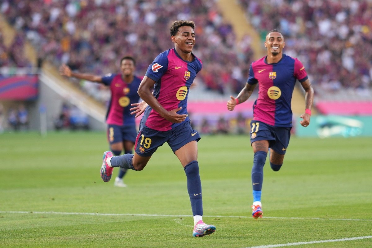 Nhận định soi kèo Barcelona vs Alaves lúc 22h15 ngày 29/11/2025