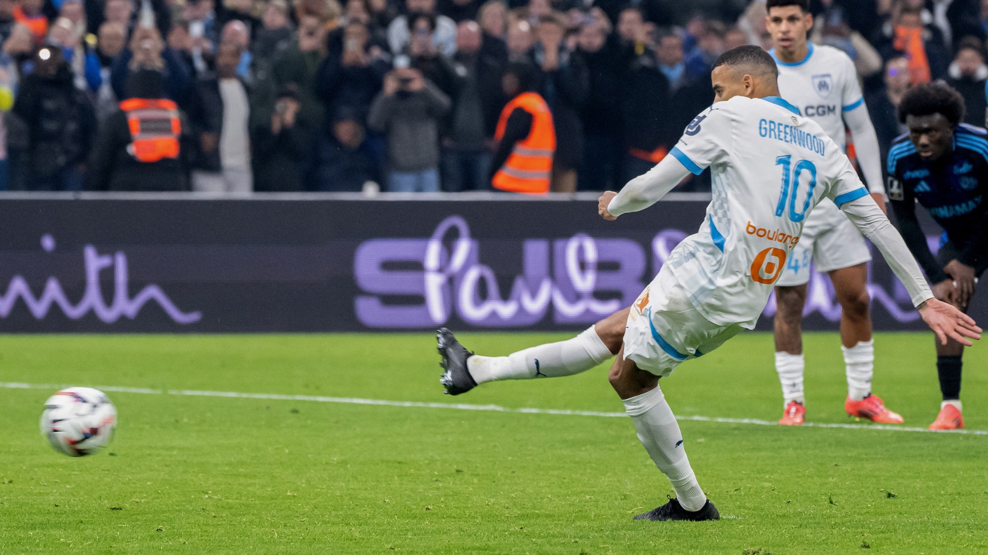 Nhận định soi kèo Bayeux vs Marseille lúc 03h00 ngày 14/1/2026 nhan-dinh-soi-keo-bayeux-vs-marseille-luc-03h00-ngay-14-1-2026-1